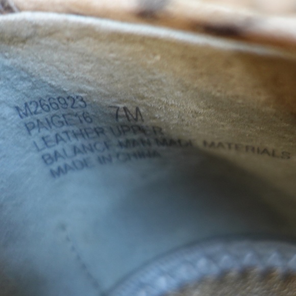 Me Too Paige Leopard Pointy Toe Bow Flat Size 7 - Picture 8 of 9